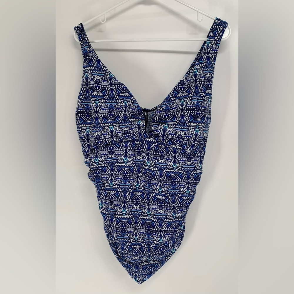 Swimsuit plus size womens 22W Carribean Sand new nwt blue white print one piece